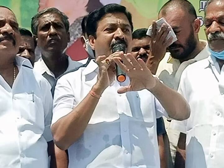 அமமுக.,வை காப்பாற்ற முடியாதவர்கள் அதிமுக.,வை காப்பாற்றுவார்களா? சசிகலாவை சாடும் சி.வி.சண்முகம்! Villupuram AIADMK Golden Jubilee Function Former Minister CV Shanmugam speech அமமுக.,வை காப்பாற்ற முடியாதவர்கள் அதிமுக.,வை காப்பாற்றுவார்களா? சசிகலாவை சாடும் சி.வி.சண்முகம்!