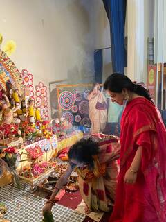 লন্ডনের দুর্গাপুজোয় দীক্ষামঞ্জরীর ছাত্রীদের নৃত্যানুষ্ঠান, অংশ নিলেন ডোনা গঙ্গোপাধ্যায়