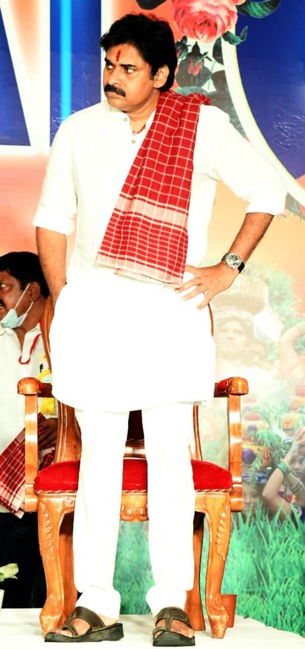అలయ్ బలయ్ కార్యక్రమంలో పవన్ కళ్యాణ్