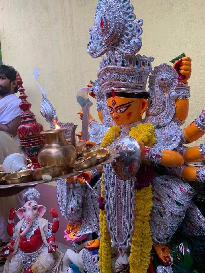' আসছে বছর আবার এসো মা '