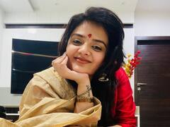 Sreemukhi Photos: దసరా వేడుకలో పెద్దమ్మతల్లిని దర్శించుకున్న శ్రీముఖి