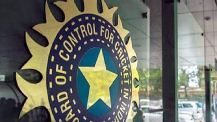 BCCI Invites Applications For Team India Head Coach, Other Positions BCCI Invites Applications For Team India Head Coach, Other Positions