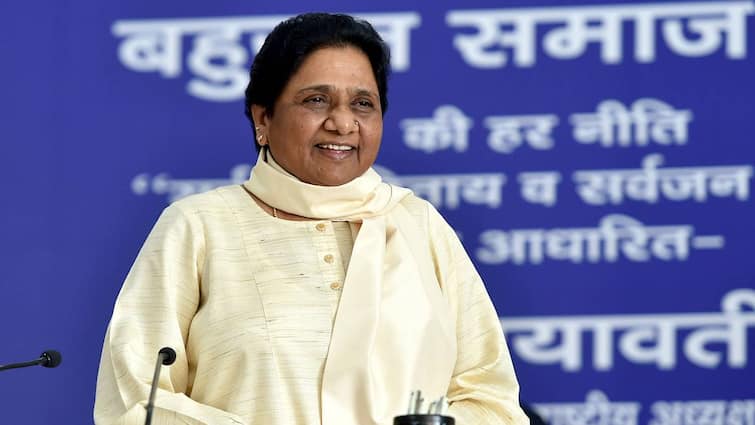 Mayawati is trying to get votes from Dalit and OBCs, is it a right time to get back their support दस साल बाद मायावती को फिर क्यों याद आए दलित और पिछड़े?
