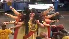Durga Puja 2021: শ্রীভূমিতে বিসর্জনের তদারকিতে সুজিত বসু | Bangla News