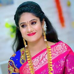 Deepthi Manne: గులాబీ రంగు చీరలో..గులాబీలా ఉన్న..ఈ బ్యూటీ దీప్తి మన్నె