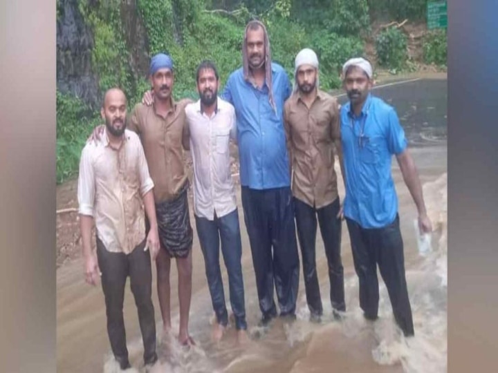 Kerala Rain: கேரள வெள்ளத்தில் இடிந்து விழும் வீடு- பதைப்பதைக்க வைக்கும் வீடியோ !