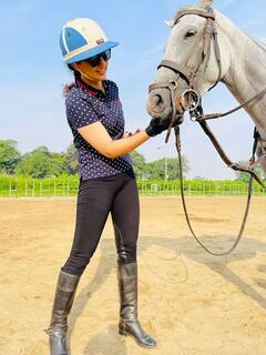 Kangana Ranaut Horse Riding: ਘੋੜੇ ਨਾਲ ਮਸਤੀ ਕਰਦੇ ਸੁਪਰ Cool ਅੰਦਾਜ਼ 'ਚ ਨਜ਼ਰ ਆਈ ਕੰਗਨਾ, ਵੇਖੋ ਤਸਵੀਰਾਂ