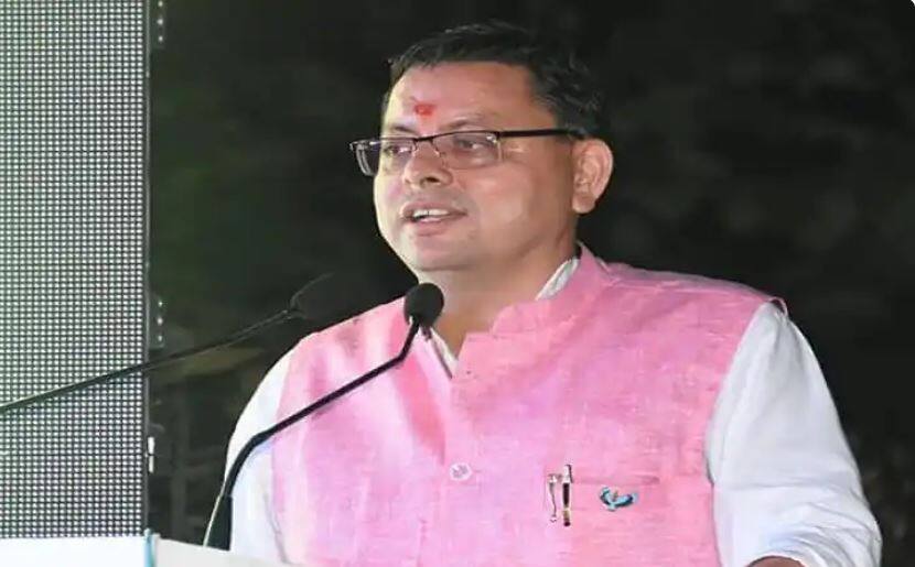 UK Election 2022: Chief Minister Pushkar Singh Dhami offered prayers at the Nagraja temple of Dhanaulti ANN UK Election 2022: मुख्यमंत्री पुष्कर सिंह धामी ने धनोल्टी के नागराजा मंदिर में की पूजा-अर्चना, जानिए नौकरियों को लेकर क्या कहा