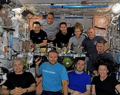 Russian Film Crew Return After Shooting ‘The Challenge’ Movie In Space