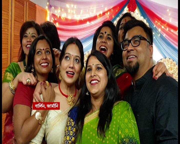 পুজোয় বাদ যায়নি ষষ্ঠী থেকে দশমীর কোনও আচার-অনুষ্ঠান।