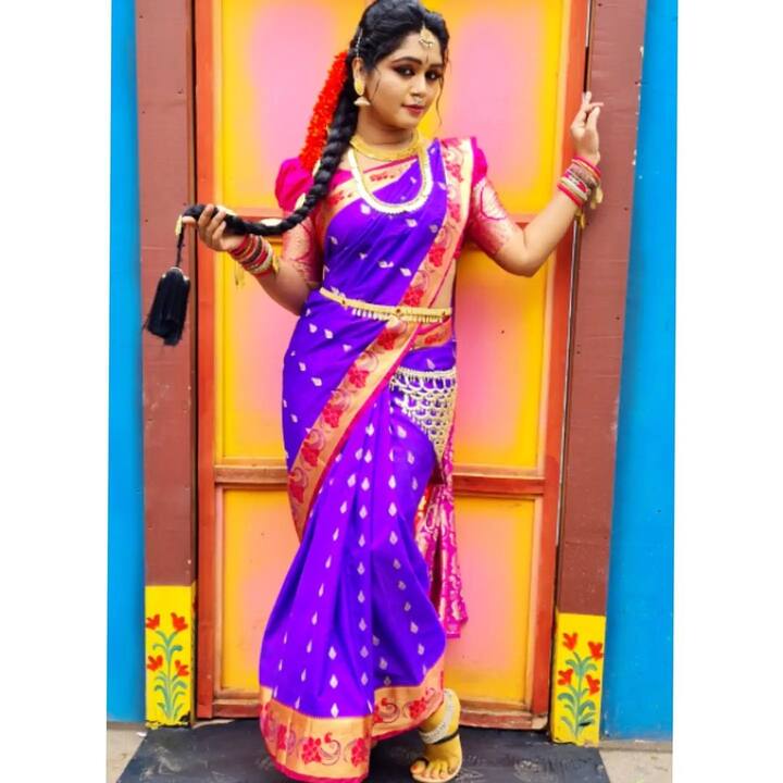 ఈ తెలుగుమ్మాయి అందంమైన అమాయకత్వంతో తెలుగు పేక్షకులకు దగ్గరైయింది.(Image credit/Sireesha Vallabhaneni Instagram)
