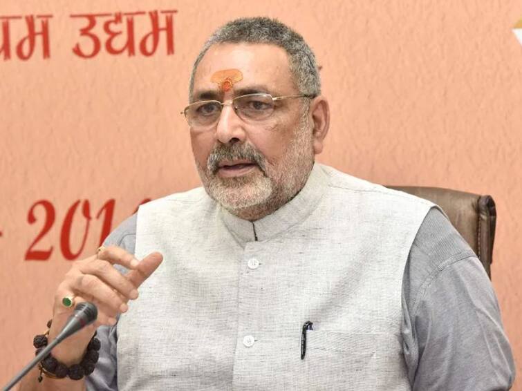 Giriraj Singh's big statement regarding the cricket match between India and Pakistan know what he said Giriraj Singh on India Pak Match: भारत-पाकिस्तान के बीच क्रिकेट मैच को लेकर गिरिराज सिंह का बड़ा बयान, जानिए क्या कहा