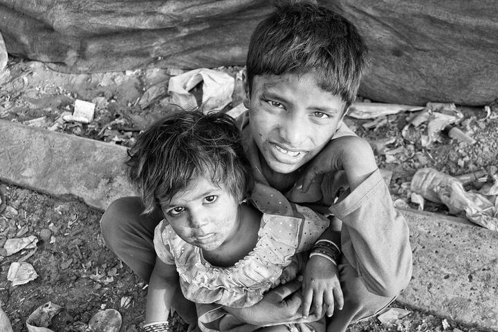 51.91% people in Bihar poor, highest in India see NITI Aayog report Multidimensional Poverty Index: बिहार में सबसे ज्यादा 52% लोग गरीब, झारखंड दूसरे और यूपी देश में तीसरे नंबर पर, नीति आयोग ने जारी की लिस्ट