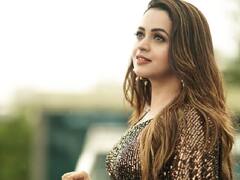 Actress bhavana | காதல் வைத்து காதல் வைத்து.. நடிகை பாவனாவின் அழகான புகைப்படங்கள்!