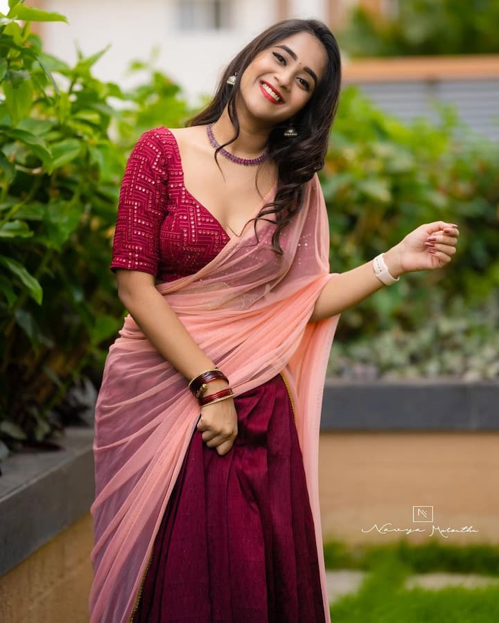 దీప్తి సునయనా అందాల విందు.. తగ్గేదేలే అంటున్న బిగ్ బాస్ బ్యూటీ! - Image Credit: Deepthi Sunaina/Instagram