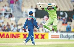 IND vs PAK: ક્રિકેટના મેદાન પર ભારત-પાકિસ્તાનના ખેલાડીઓના આ વિવાદ છે ઘણા જાણીતા, જાણો વિગત