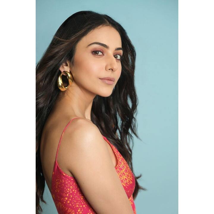 (Image credit: Instagram) తన ప్రేమను పెళ్లి పీటలు ఎక్కించేందుకు కూడా రకుల్ చాలా ప్రయత్నాలు చేస్తోందట.