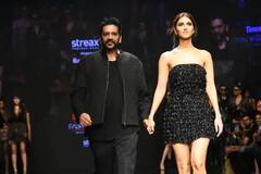 নজরকাড়া আউটফিটে র‍্যাম্প মাতালেন বাণী কপূর ও তারা সুতারিয়া