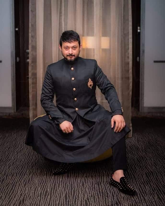 स्वप्नील जोशी आणि मुक्ता बर्वे या जोडीचा मुंबई-पुणे-मुंबई हा सिनेमा जबरदस्त गाजला.  (photo:@swwapniljoshi/FB)