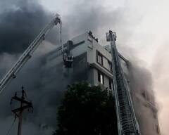 સુરતના વરેલી ગામની પેકેજિંગ મિલમાં ભીષણ આગ, 124 લોકોનું રેસ્ક્યુ કરાયું