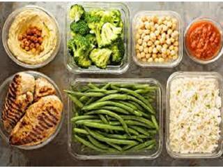 Diet | சோஷியல் மீடியாவில் சொல்லும் டயட் ஃபாலோ பண்றீங்களா? இதை முதல்ல படிங்க..