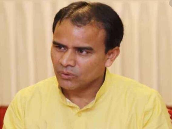 Indo-Pak Match: उत्तराखंड के मंत्री बोले, पाकिस्तान के साथ मैच खेलने पर भारत को करना होगा पुनर्विचार Indo-Pak Match: उत्तराखंड के मंत्री बोले, पाकिस्तान के साथ मैच खेलने पर भारत को करना होगा पुनर्विचार