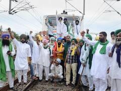 IN PICS: लखीमपुर खीरी हिंसा के विरोध में SKM का ‘रेल रोको’ प्रदर्शन, कई ट्रेन किए गए रद्द