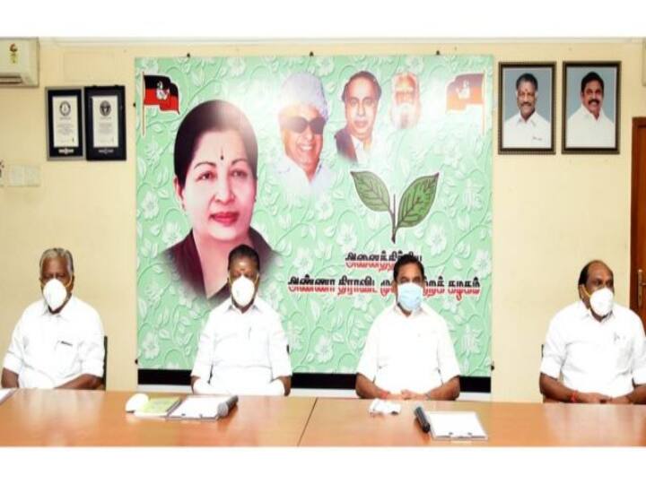 எம்.ஜி.ஆர் பெயருக்கு எதிர்ப்பு தெரிவித்தாரா வளர்மதி... அதிமுக ஆலோசனை கூட்டத்தில் நடந்தது என்ன?