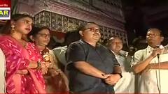 Kunal Ghosh: মধ্যস্থতায় কুণাল, বিবাদ কাটিয়ে এক ফ্রেমে পরেশ পাল ও সাধন-কন্যা শ্রেয়া। Bangla News