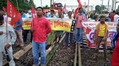 West Burdwan: লখিমপুরে কৃষক হত্যার প্রতিবাদ ও নতুন কৃষি আইন বতিলের দাবিতে রেল অবরোধ শক্তিগড়ে