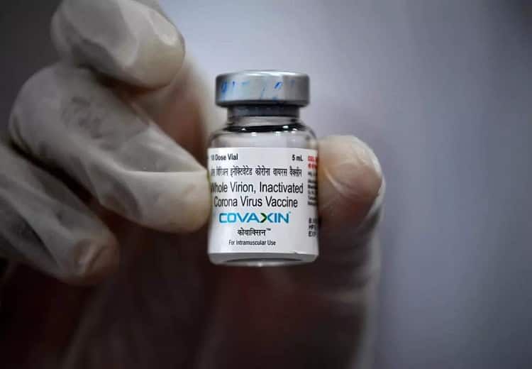 Bharat Biotech has sought permission for third stage test of nasal vaccine will be used as booster dose Bharat Biotech ने मागितली Nasal Vaccine च्या तिसऱ्या टप्प्यातील चाचणीसाठी परवानगी