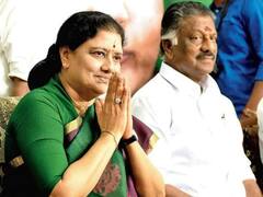 பசும்பொன் முத்துராமலிங்கத் தேவருக்கு மரியாதை செலுத்துவது யார்?: அதிமுகவில் தொடரும் அதிகார இழுபறி!