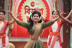 দিতিপ্রিয়া-ঈশার সঞ্চালনায়, জোজো,অনীকের গানে জমে উঠল বিজয়া বৈঠক