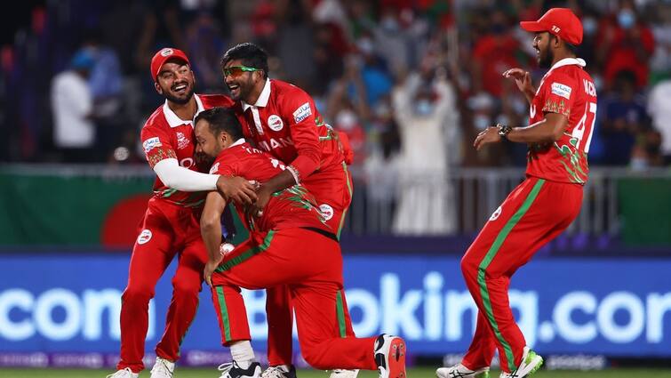 T20 WC: Oman bowled out Bangladesh for 153 in their qualifying round match at Al Amerat Bang vs Oman: টি-টোয়েন্টি বিশ্বকাপের মূল পর্বে ওঠার দৌড়ে থাকতে বাংলাদেশের চাই ১৫৪ রান
