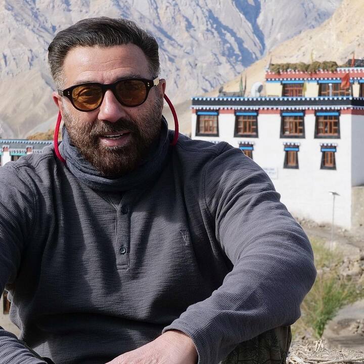 (Photo:@iamsunnydeol/IG)