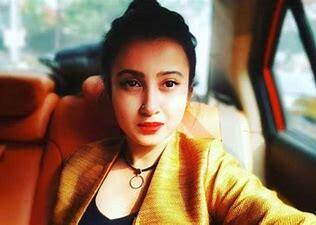 হয় মা নয় বৌমা: লাদাখ থেকে বিজয়ার শুভেচ্ছা মনামীর | Bangla News