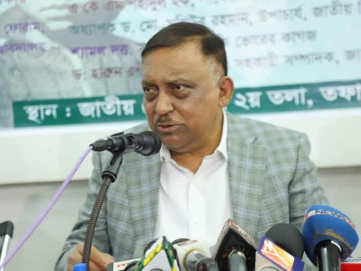 Attack On Durga Puja pandal in Bangladesh Home Minister give big statement ANN Bangladesh Violence: पंडालों पर हुए हमले को लेकर बांग्लादेश के गृह मंत्री का बड़ा बयान, जानें क्या कहा