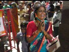 ’யாராவது எடுத்திருந்தா கொடுத்துடுங்க’-கோயில் கூட்டநெரிசலில் 50,000 பணம் 1.5 சவரன் தவறவிட்ட பெண்