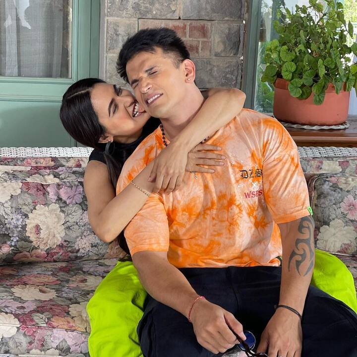युविका चौधरी और प्रिंस नरूला की मुलाकात बिग बॉस 9 में हुई थी. इसी शो के दौरान दोनों के बीच नजदीकियां बढ़ीं. जिसके बाद दोनों ने इस रिश्ते को घर के बाहर भी आगे बढ़ाया और शादी कर ली.