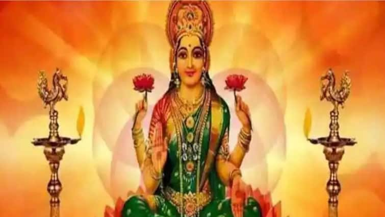 5 zodiac signs live on special blessings of Lakshmi ji luck shines Lakshmi Ji: इन 5 राशि वालों पर रहती है लक्ष्मी जी की कृपा, क्या आप भी शामिल हैं इस लिस्ट में?