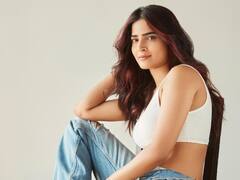 Anagha pics: கால் மீது போட்டு ’பேரு வச்சாலும்’ புகழ் அனகா கொடுத்த போஸ்கள்..!