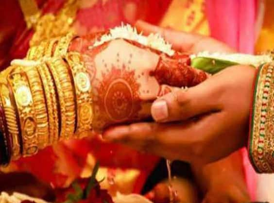 There are many benefits of marrying late, know here Relationship Tips: देर से शादी करने के होते हैं कई फायदे, जानें यहां