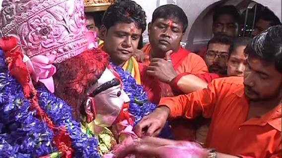 Tarapith: লক্ষ্মীরূপে পূজিতা মা, ঐতিহ্য মেনেই মা তারার আবির্ভাব তিথি পালন তারাপীঠে | Bangla News
