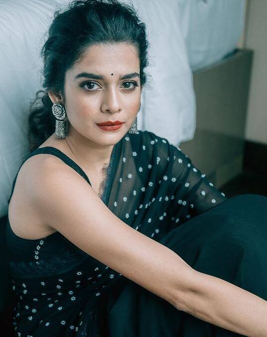 அழகோ அழகு அவள் கண்ணழகு