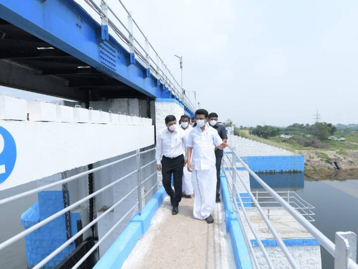 நெருங்கும் வடகிழக்கு பருவமழை: செம்பரம்பாக்கம், புழல் ஏரிகளில் முதல்வர் ஸ்டாலின் நேரில் ஆய்வு Chief Minister MK Stalin is scheduled to inspect the precautionary measures in Sembarambakkam and Puhal lakes நெருங்கும் வடகிழக்கு பருவமழை: செம்பரம்பாக்கம், புழல் ஏரிகளில் முதல்வர் ஸ்டாலின் நேரில் ஆய்வு