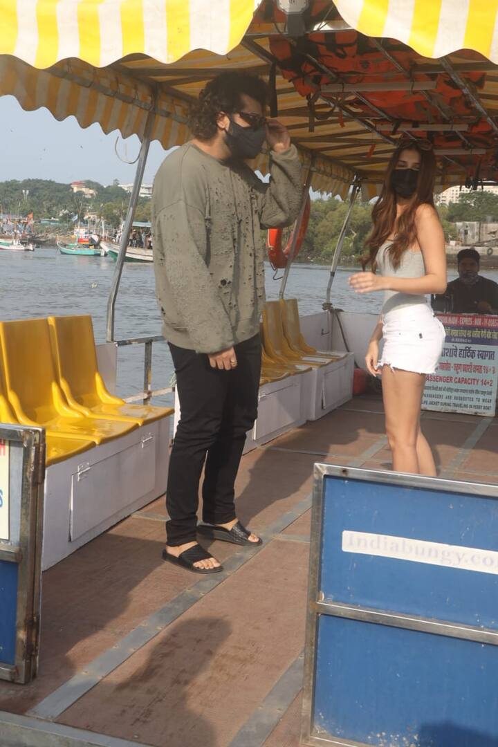 दरअसल, अर्जुन कपूर और तारा सुतारिया इन दिनों अपनी आने वाली फिल्म ‘एक विलेन रिटर्न्स’ की शूटिंग कर रहे हैं. (Photo credit: Manav Manglani)