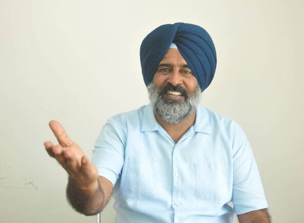 Pargat Singh questioned CBSE out Punjabi from main subjects ਹੁਣ ਸੀਬੀਐਸਈ ਨੇ ਪੰਜਾਬੀ ਨੂੰ ਮੁੱਖ ਵਿਸ਼ਿਆਂ ਵਿੱਚੋਂ ਬਾਹਰ ਕੱਢਿਆ, ਪਰਗਟ ਸਿੰਘ ਨੇ ਉਠਾਏ ਸਵਾਲ