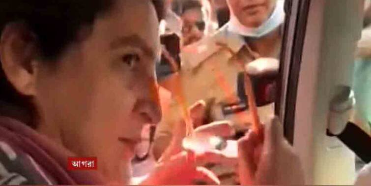 Priyanka Gandhi arrested on her way to agra at expressway by uttarpradesh police Priyanka Gandhi Arrested: আগরা যাওয়ার পথে প্রিয়ঙ্কা গাঁধীকে গ্রেফতার করল উত্তরপ্রদেশ পুলিশ