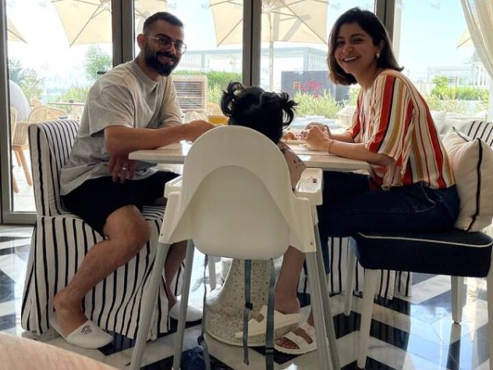 WATCH | Video Of Virat Kohli & Anushka Sharma's Daughter Vamika Trying To Say 'Mumma' Goes Viral WATCH: 'మమ్మా..' అంటున్న వామిక! తపించి పోతున్న కోహ్లీ, అనుష్క