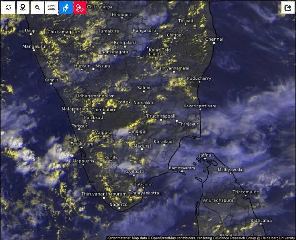 அதனால் வட இந்தியாவில் உள்ள காற்றின் அடர்த்தி அதிகமாகிறது. அதே சமயத்தில் இந்தியப்பெருங்கடல் பகுதி காற்று சூடாக உள்ளதால் அவை அடர்த்தி குறைவாக உள்ளன. இதனால் வட இந்தியாவில் இருந்து காற்று தெற்கு நோக்கி வீசத்தொடங்குகின்றன. வடக்கில் இருந்து கிழக்கு நோக்கி வீசுவதால் இக்காற்றை வடகிழக்கு பருவப் பெயர்ச்சிக் காற்று என்கிறோம்